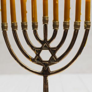 חנוכיות מעוצבות